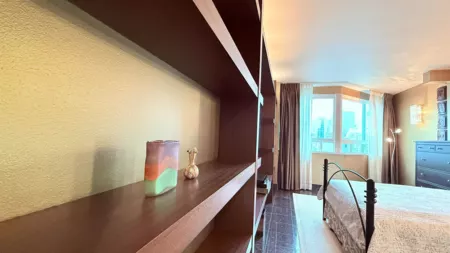 Entry Foyer Photo of 2201 909 Burrard Street, Vancouver, BC