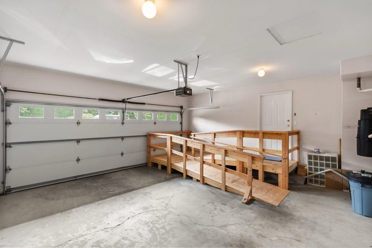 Neighborhood Park Photo Near 9 31445 Ridgeview Drive, Abbotsford, BC