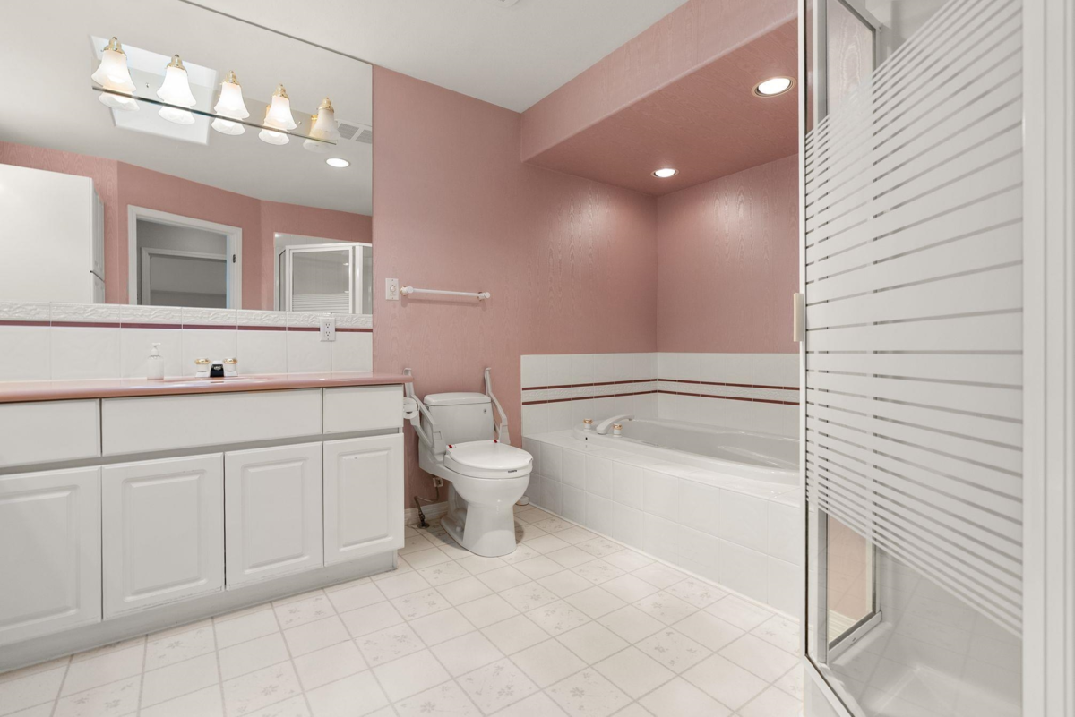 Office / Den Photo of 9 31445 Ridgeview Drive, Abbotsford, BC