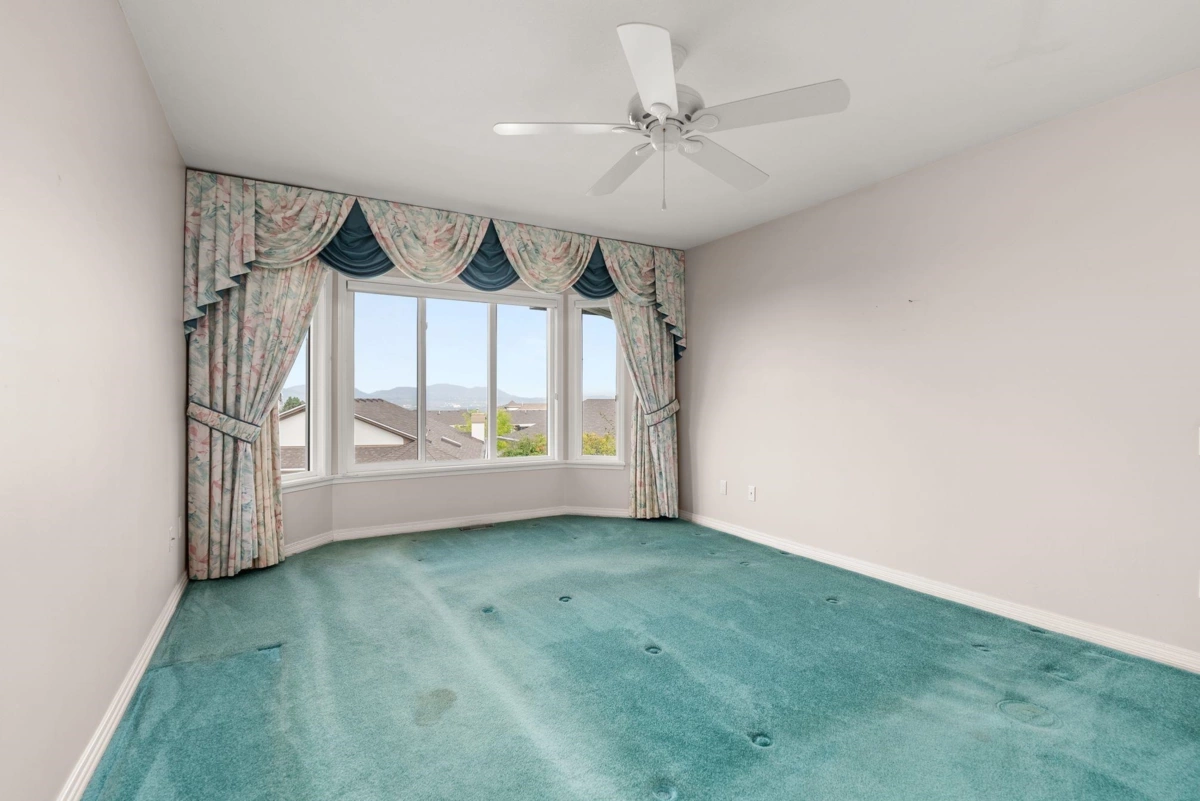 Powder Room Photo of 9 31445 Ridgeview Drive, Abbotsford, BC