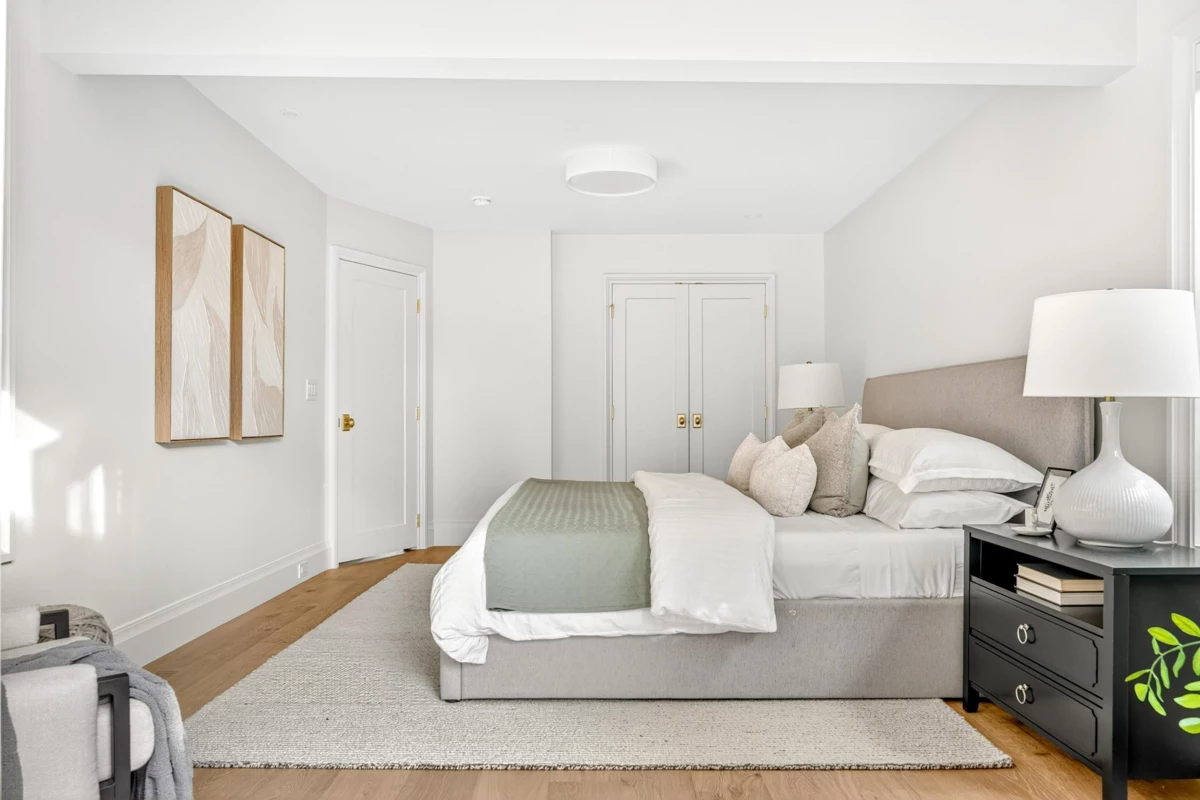 Hallway Photo of 8883 Hudson Bay Street, Langley, BC