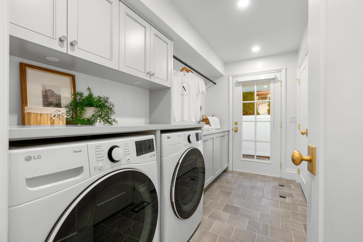 Hot Tub / Spa Photo of 8883 Hudson Bay Street, Langley, BC