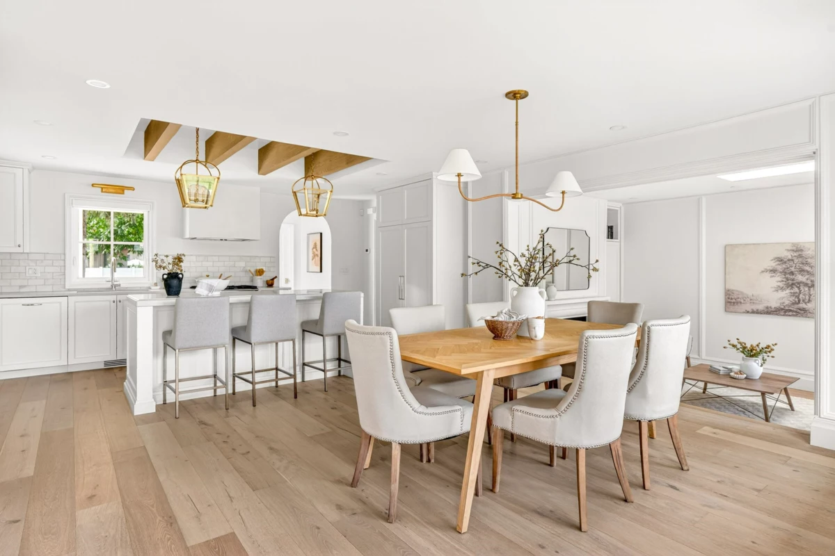 Living Room Photo of 8883 Hudson Bay Street, Langley, BC