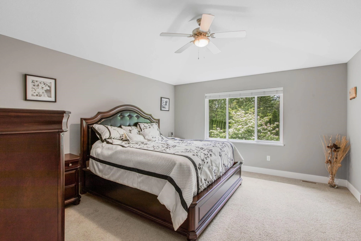 Hallway Photo of 34286 Lukiv Terrace, Abbotsford, BC