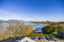 305 2430V Point Grey Road, Vancouver, BC