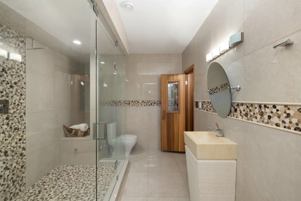 Aerial View of 2912 Mathers Avenue, West Vancouver, BC