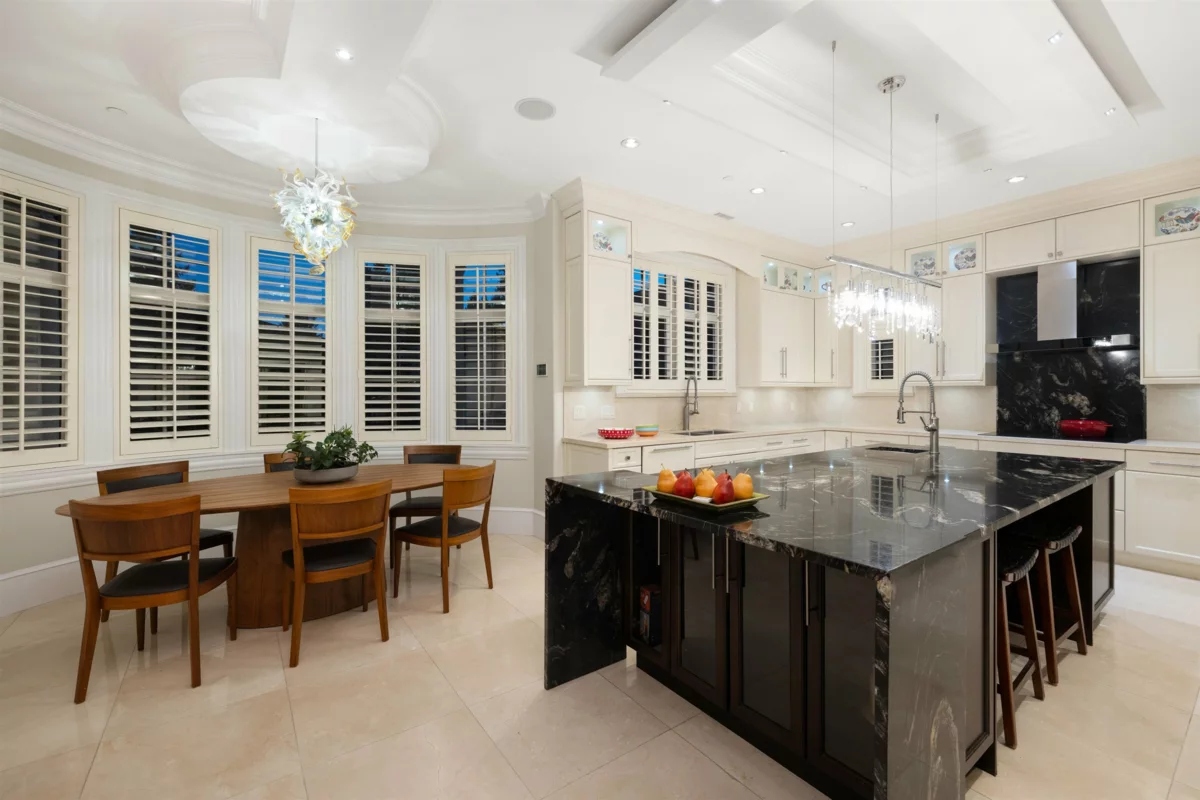 Loft / Bonus Room Photo of 2912 Mathers Avenue, West Vancouver, BC