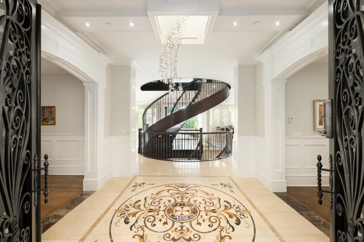 Primary Bedroom Photo of 2912 Mathers Avenue, West Vancouver, BC