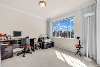 Swimming Pool Photo of 6388 Laburnum Street, Vancouver, BC