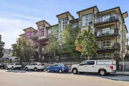 207 20630 Douglas Crescent, Langley, BC, Langley — Apartment/Condo for sale