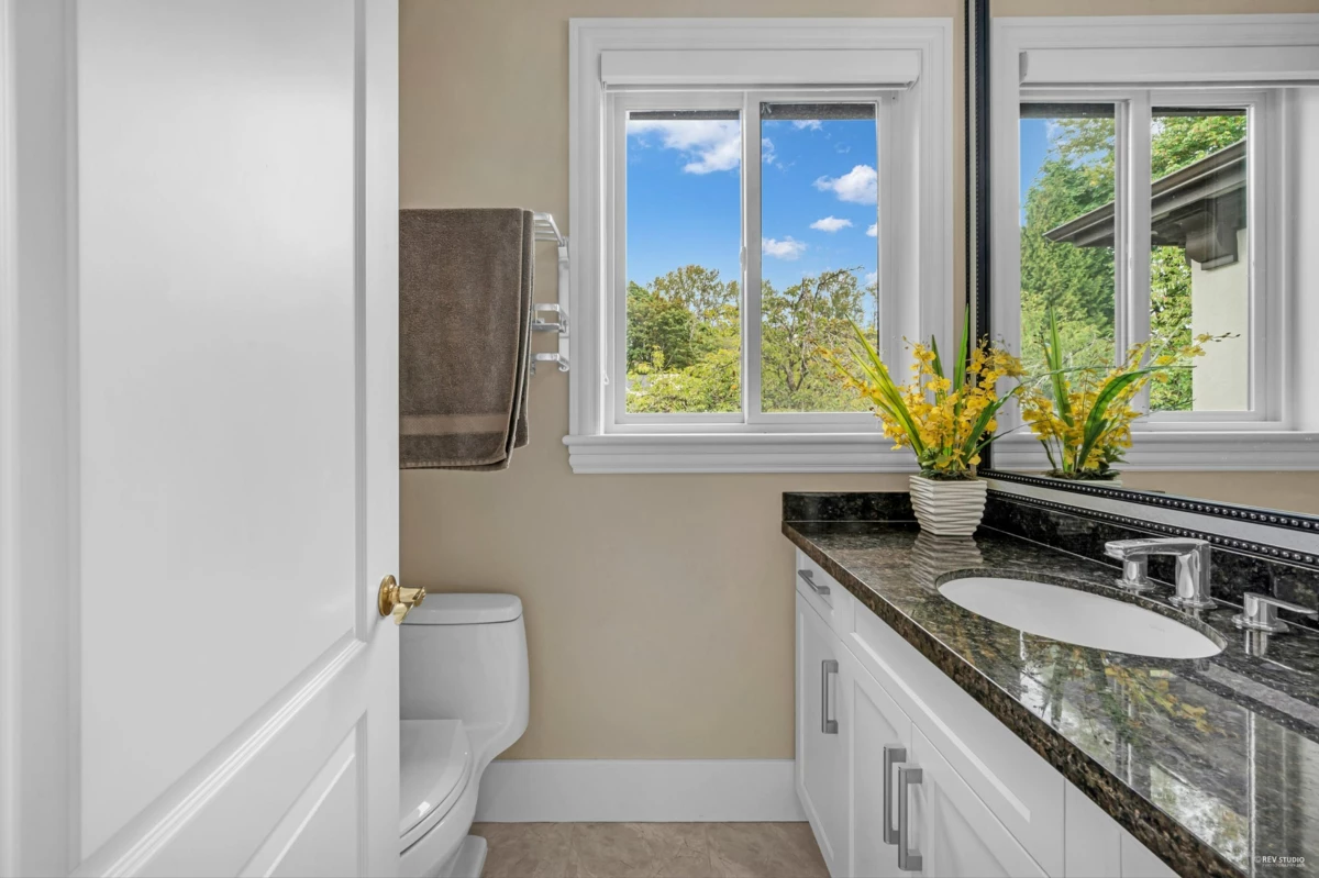 Backyard Photo of 3601 Lynndale Crescent, Burnaby, BC