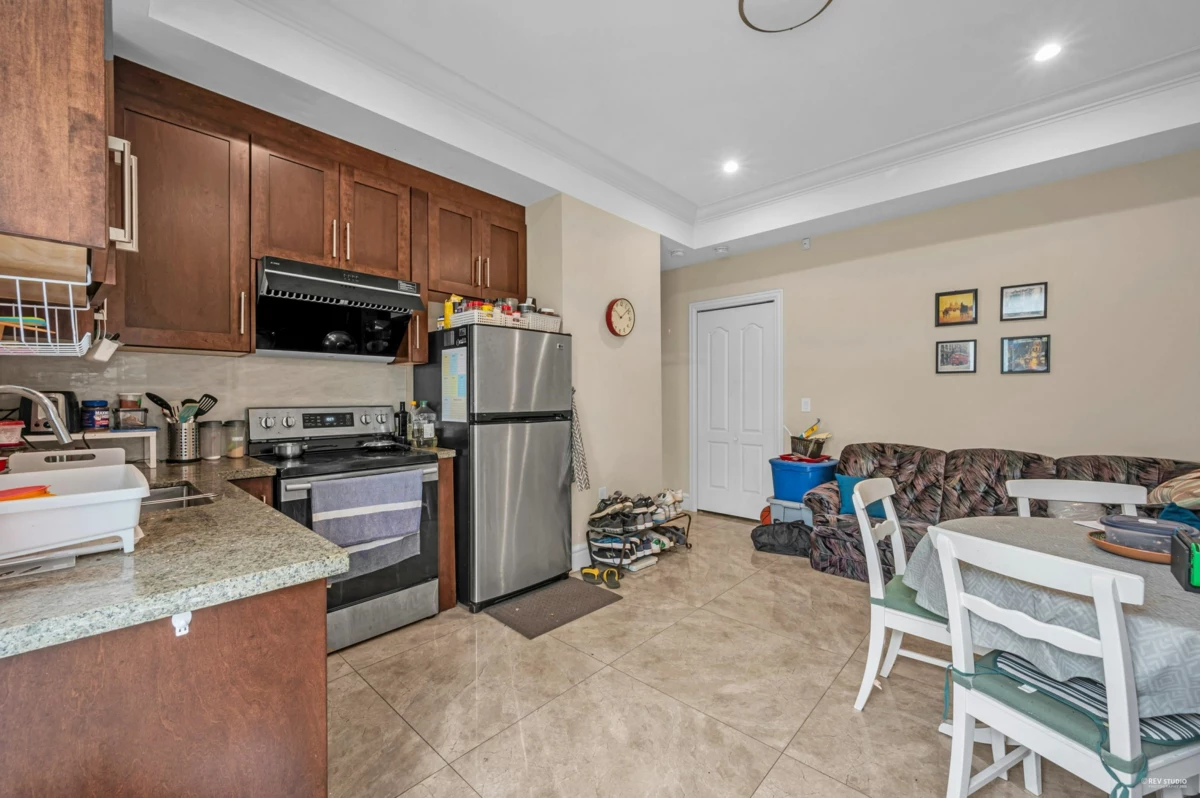 Hot Tub / Spa Photo of 3601 Lynndale Crescent, Burnaby, BC