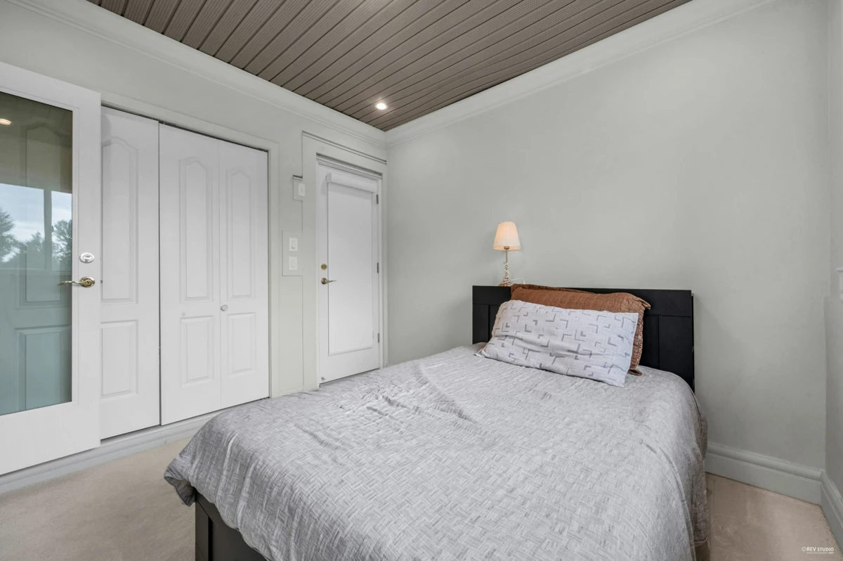 Staircase Photo of 3601 Lynndale Crescent, Burnaby, BC