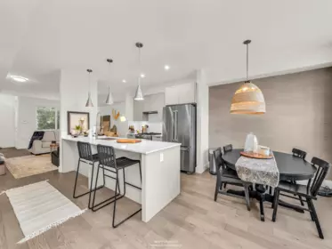 8 244 E 5th Street, North Vancouver, BC, North Vancouver — Townhouse for sale