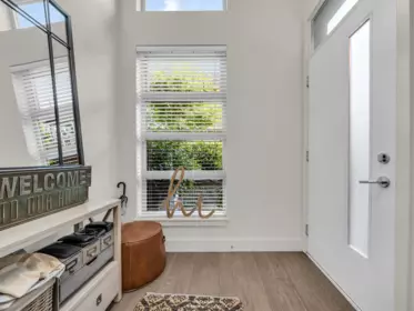 8 244 E 5th Street, North Vancouver, BC, North Vancouver — Townhouse for sale