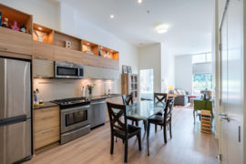 6 9150 University High Street, Burnaby, BC