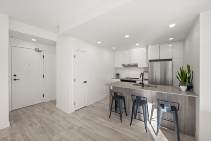 Breakfast Nook Photo of 307 32838 Landeau Place, Abbotsford, BC