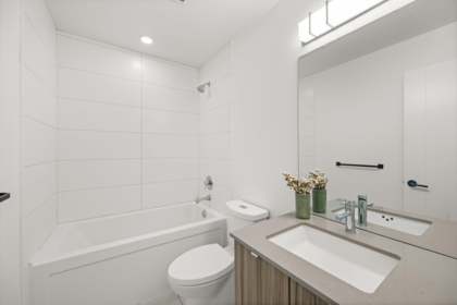 Hallway Photo of 307 32838 Landeau Place, Abbotsford, BC