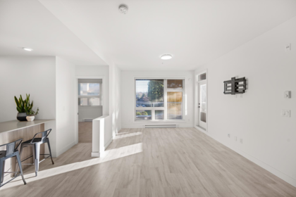 Kitchen Island Photo of 307 32838 Landeau Place, Abbotsford, BC