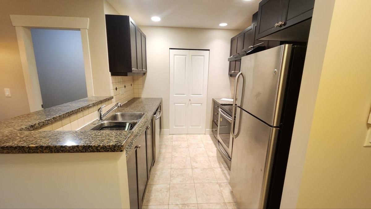 Breakfast Nook Photo of 114 6279 Eagles Drive, Vancouver, BC