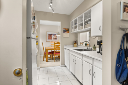 218 11791 King Road, Richmond, BC, Richmond — Apartment/Condo for sale