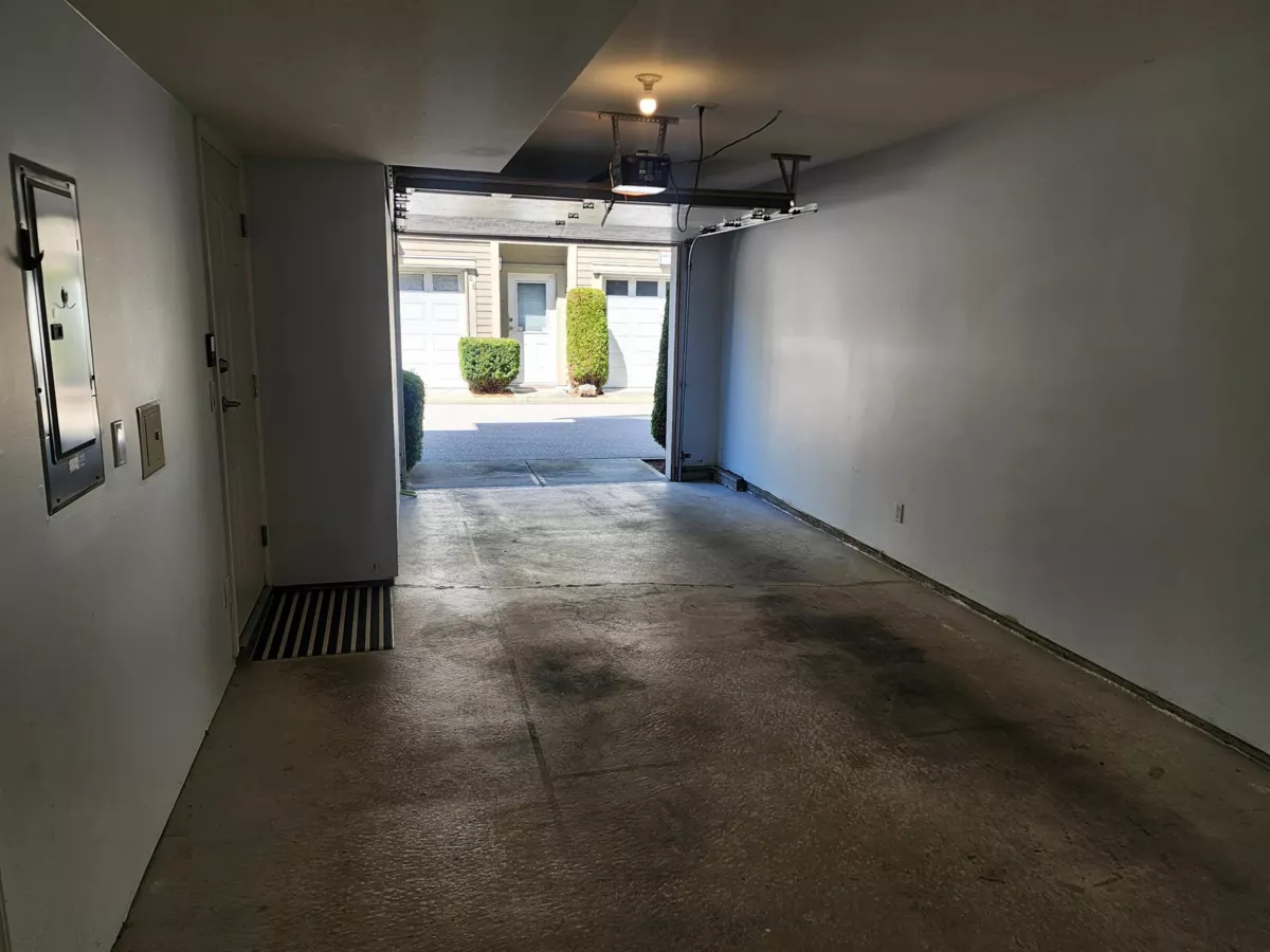 Dining Area Photo of 21 8080 Francis Road, Richmond, BC