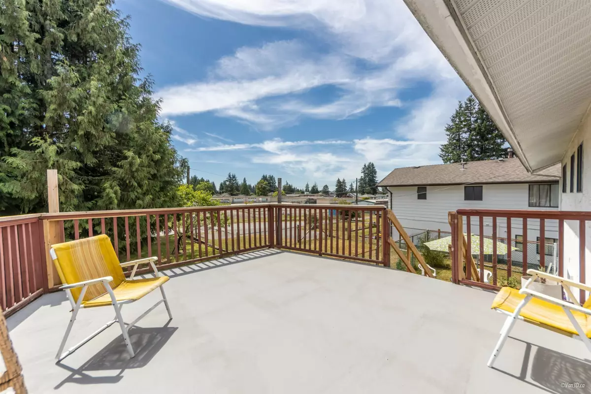 Bedroom 3 Photo of 1632 Como Lake Avenue, Coquitlam, BC