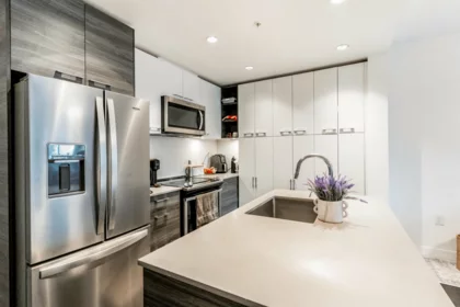 Family Room Photo of 408 10603 140 Street, Surrey, BC