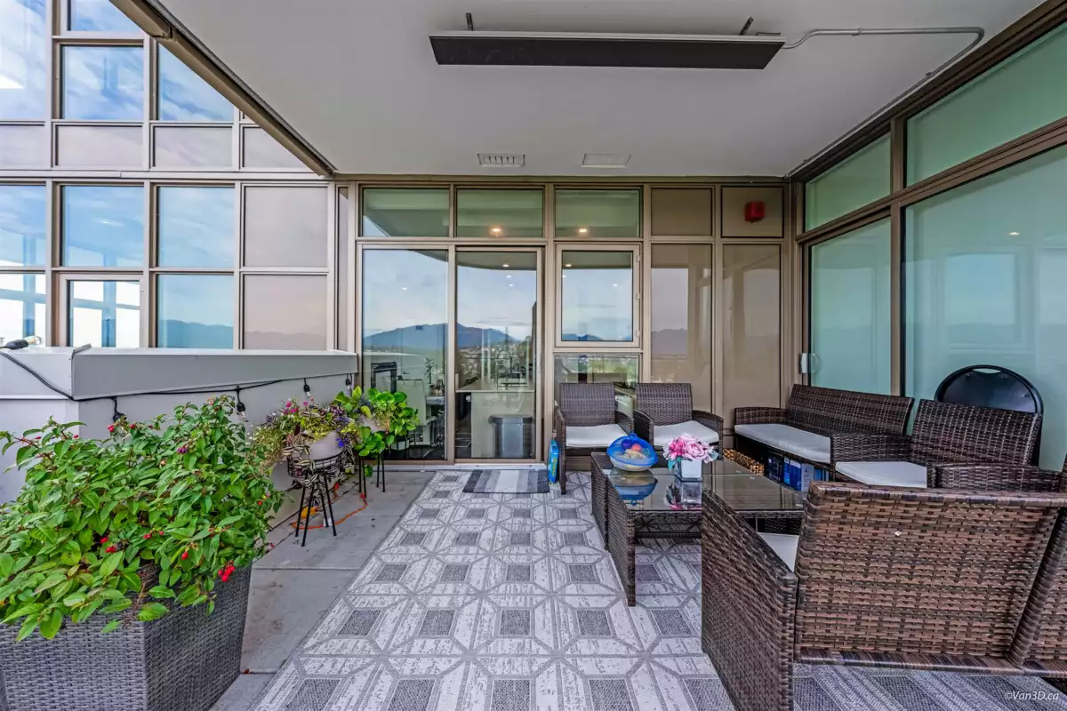 Breakfast Nook Photo of 2901 5333 Goring Street, Burnaby, BC