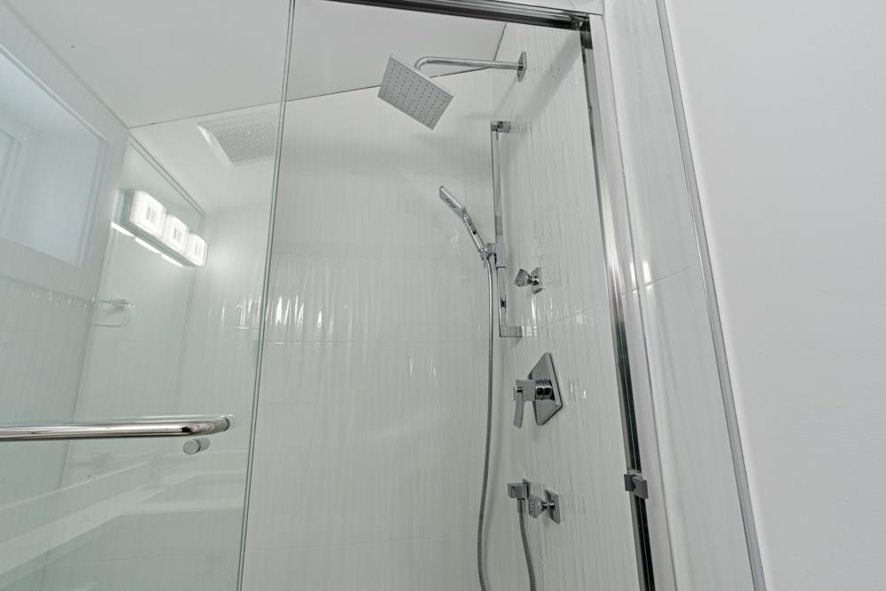 Hallway Photo of 6749 Knight Street, Vancouver, BC