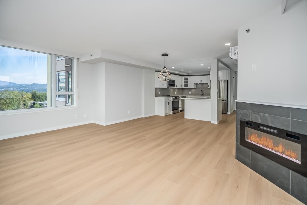 Dining Area Photo of 902 3150 Gladwin Road, Abbotsford, BC