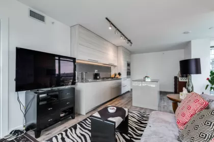701 4488 Juneau Street, Burnaby, BC, Burnaby — Apartment/Condo for sale