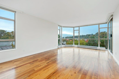 701 1327 E Keith Road, North Vancouver, BC, North Vancouver — Apartment/Condo for sale
