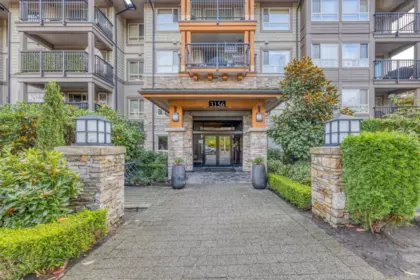 202 3156 Dayanee Springs Boulevard, Coquitlam, BC, Coquitlam — Apartment/Condo for sale