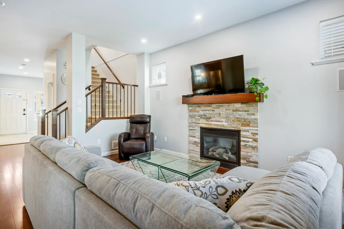 Primary Bedroom Photo of 6867 208a Street, Langley, BC