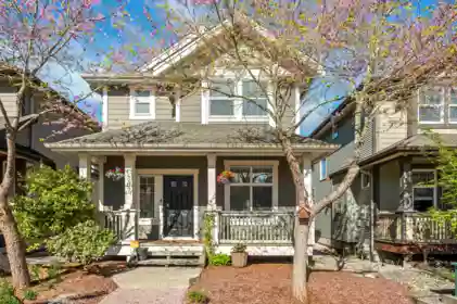 6867 208a Street, Langley, BC, Langley — Single Family Residence for sale
