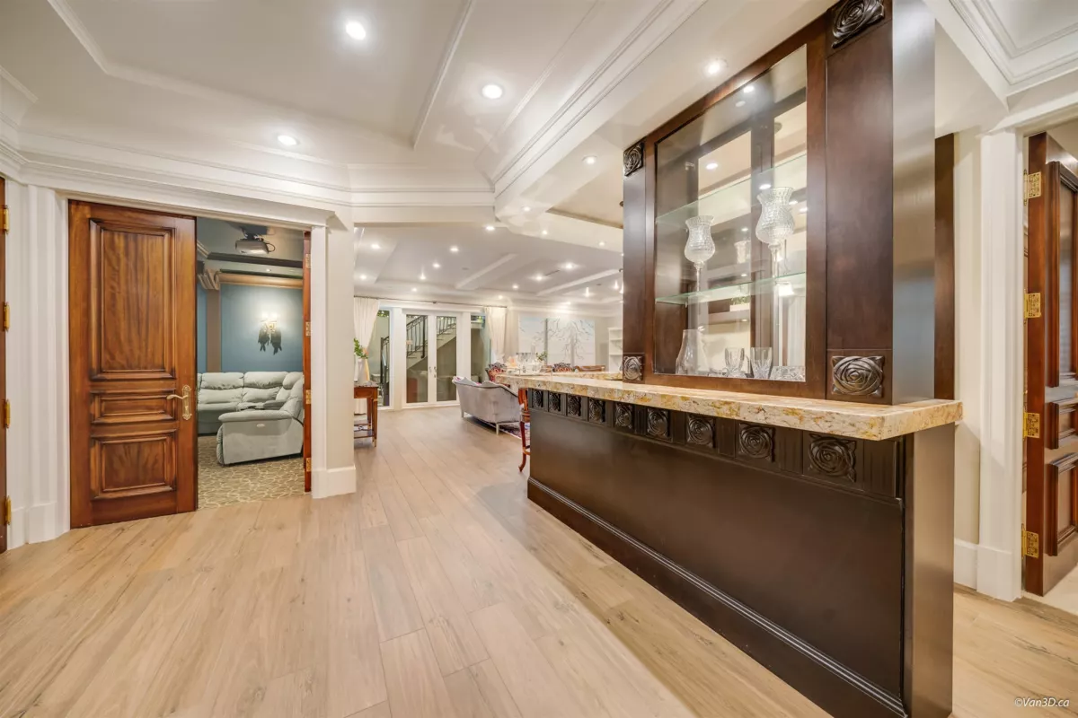 Front Yard Photo of 1332 W 47th Avenue, Vancouver, BC