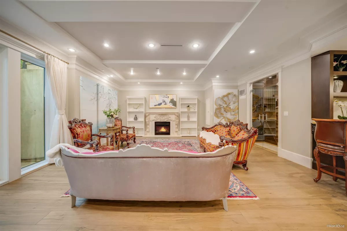 Garden / Landscaping Photo of 1332 W 47th Avenue, Vancouver, BC