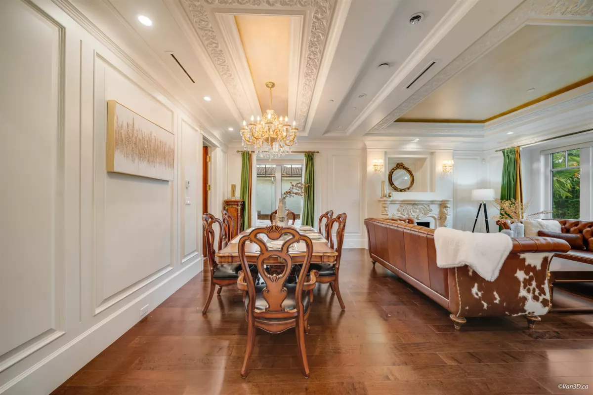 Kitchen Island Photo of 1332 W 47th Avenue, Vancouver, BC