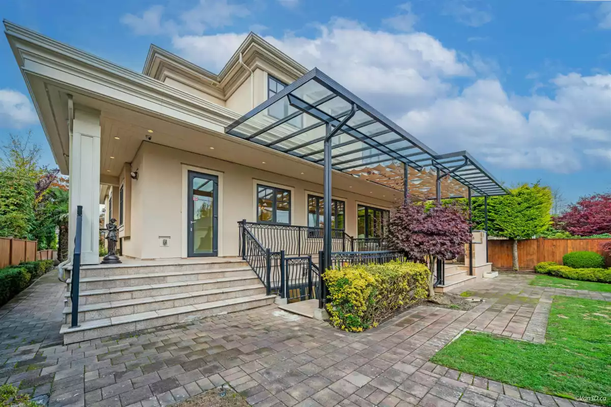 Neighborhood Park Photo Near 1332 W 47th Avenue, Vancouver, BC