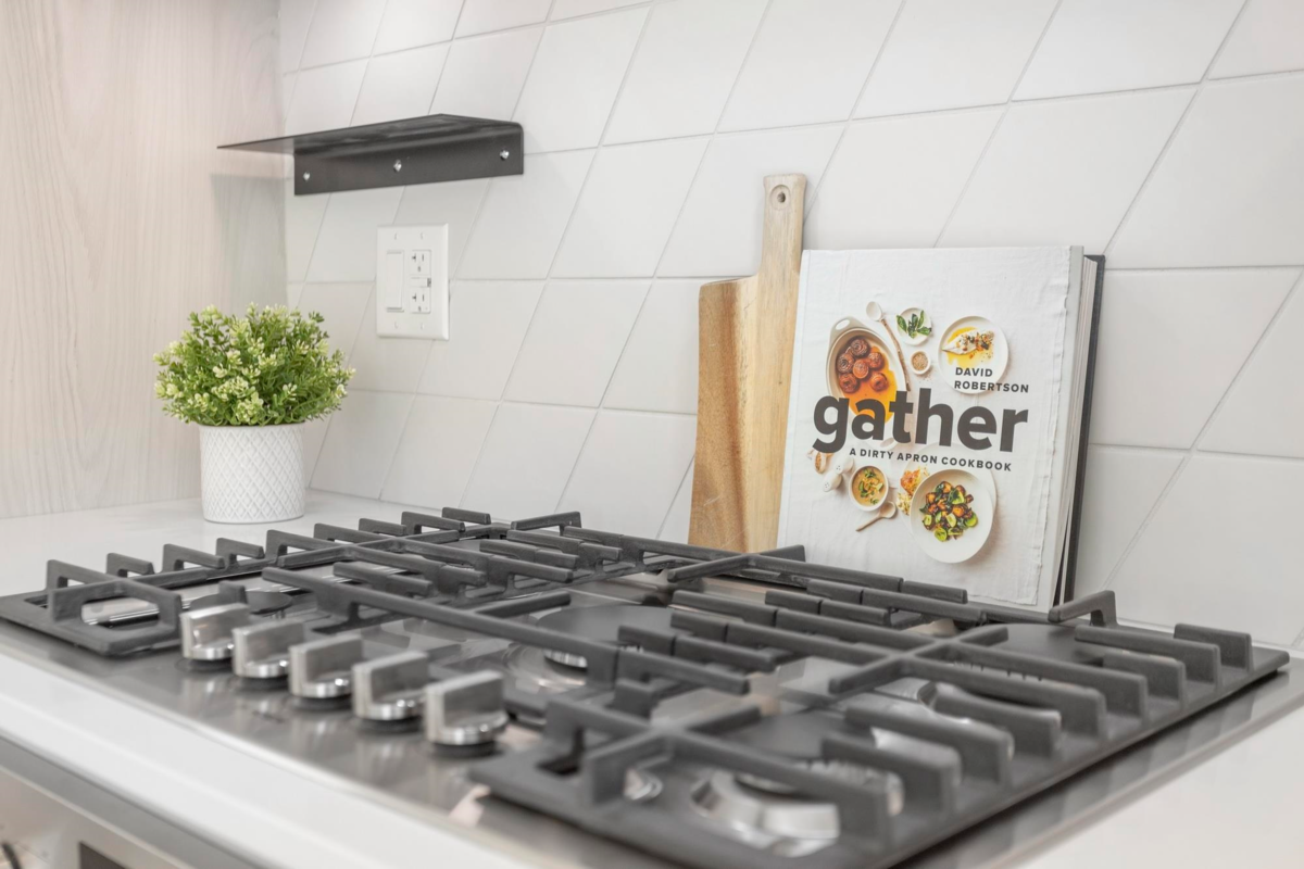 Kitchen Island Photo of 204 3264 Vanness Avenue, Vancouver, BC