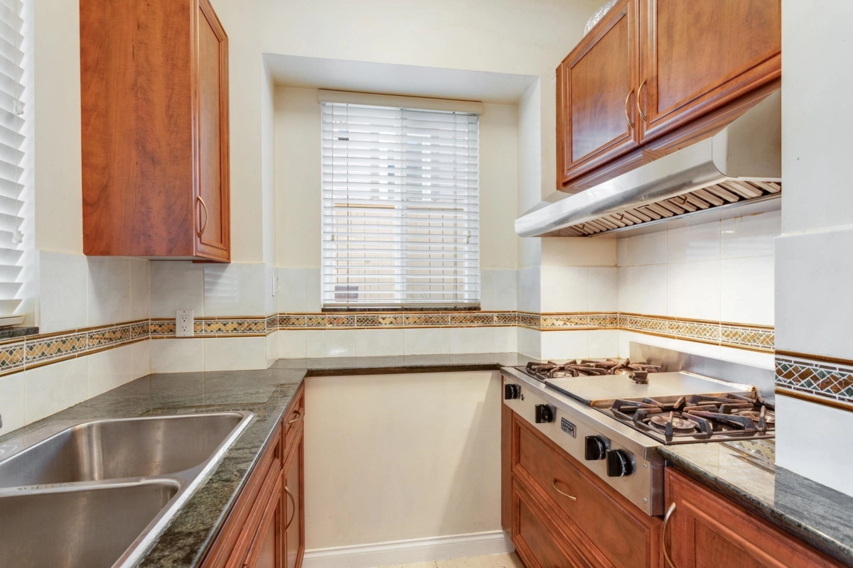 Office / Den Photo of 1088 W 42nd Avenue, Vancouver, BC