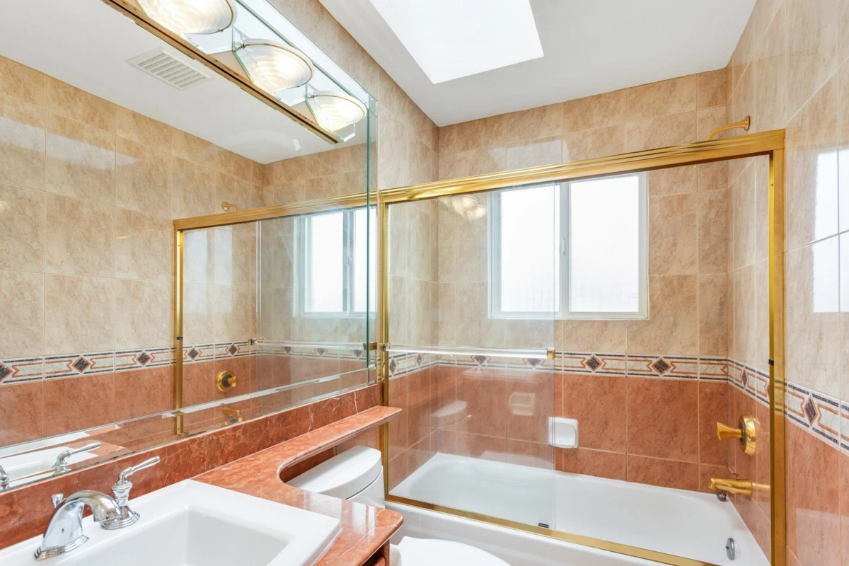 Outdoor Deck Photo of 1088 W 42nd Avenue, Vancouver, BC