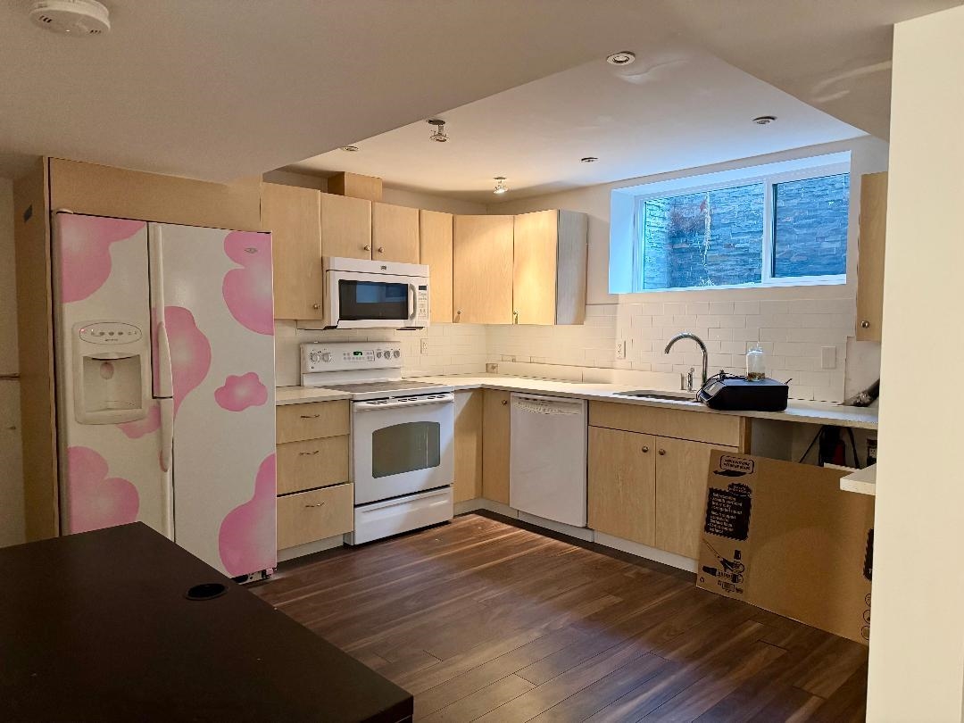 Bedroom 3 Photo of 5257 Sonora Drive, North Vancouver, BC