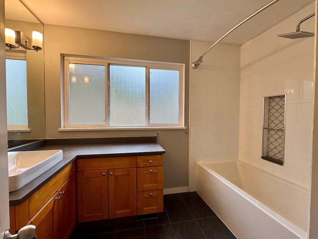 Breakfast Nook Photo of 5257 Sonora Drive, North Vancouver, BC