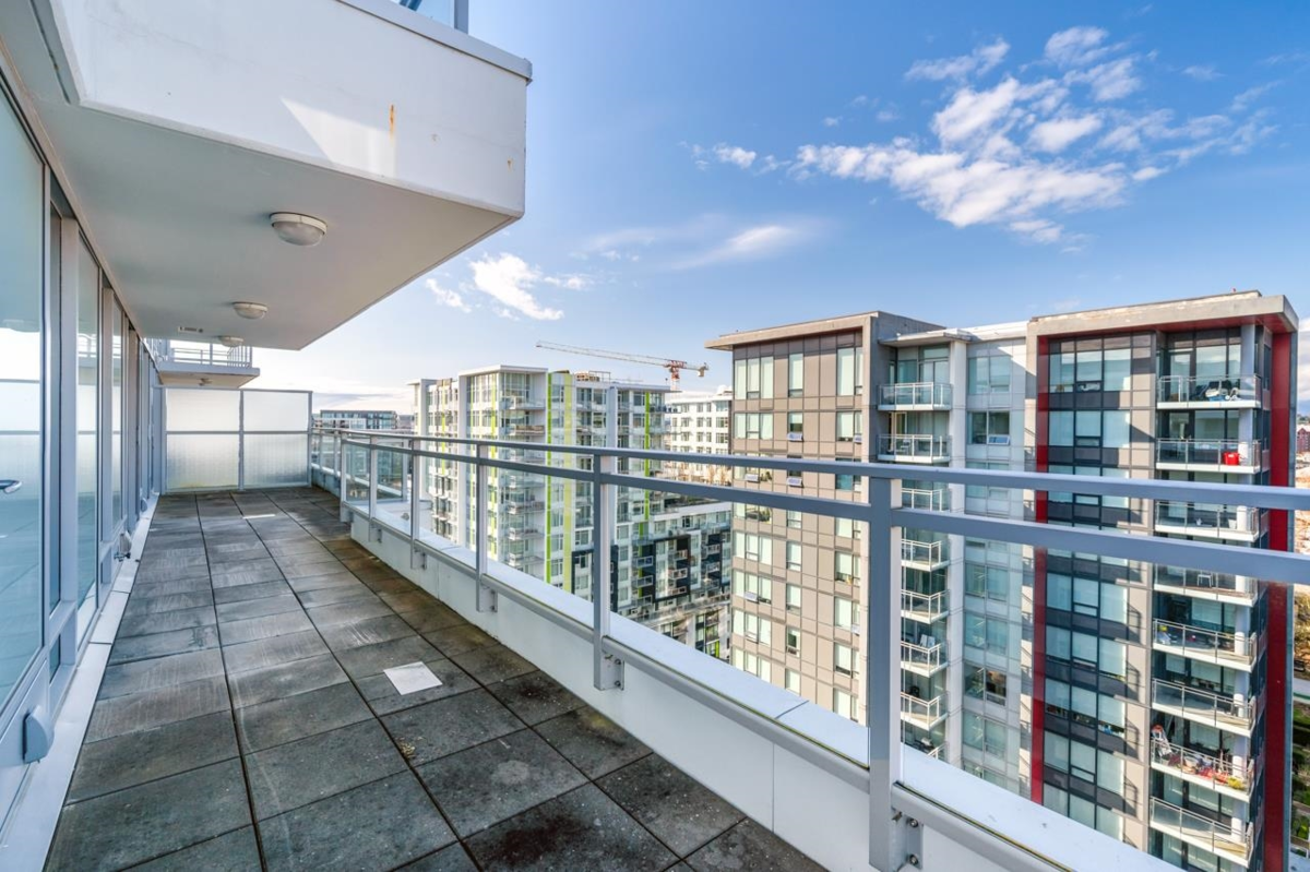 Entry Foyer Photo of 1803 8800 Hazelbridge Way, Richmond, BC