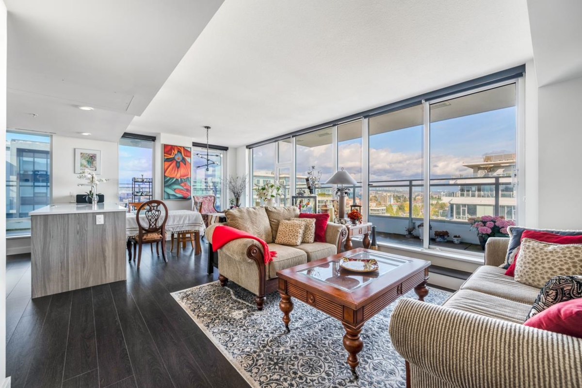 Kitchen Photo of 1803 8800 Hazelbridge Way, Richmond, BC