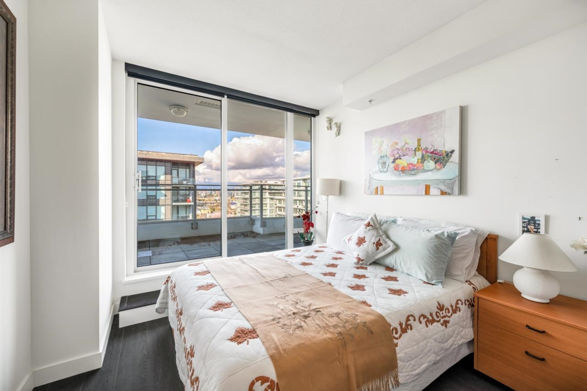 Powder Room Photo of 1803 8800 Hazelbridge Way, Richmond, BC