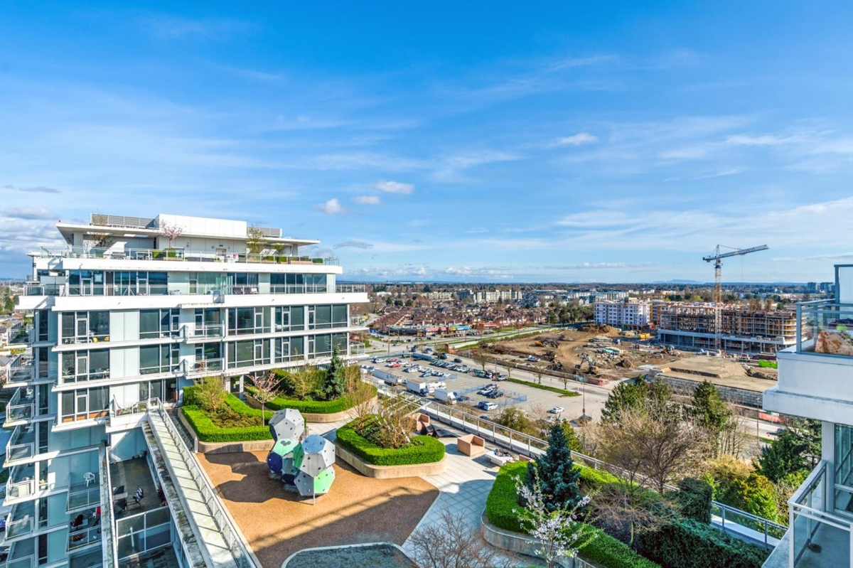 Staircase Photo of 1803 8800 Hazelbridge Way, Richmond, BC