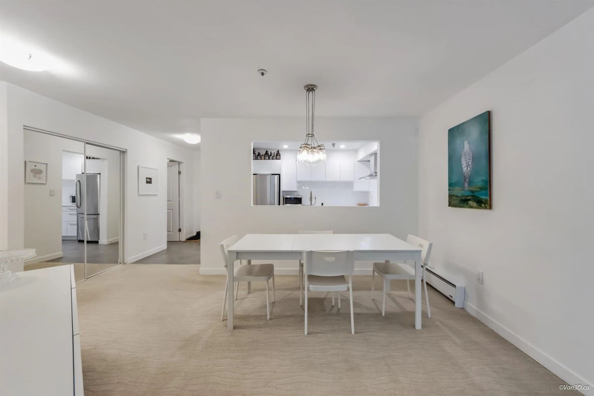 Kitchen Island Photo of 207 2288 W 12th Avenue, Vancouver, BC